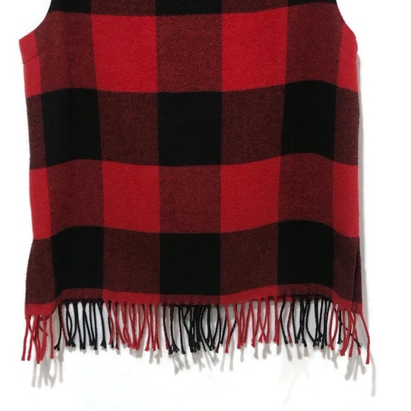 SWEET JESSIE PLAID FRINGED BUTTON DOWN VEST. - Picture 5 of 6